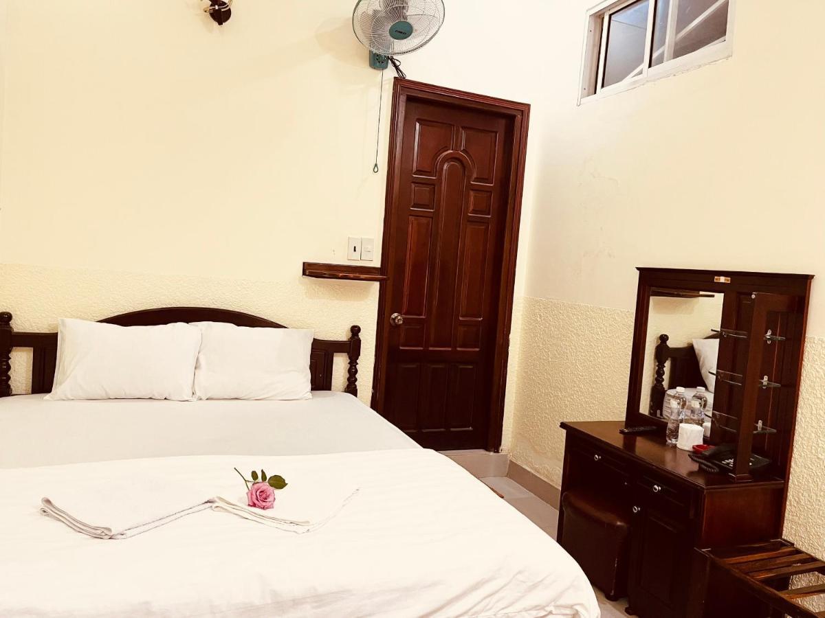 Khach San Xuan Quynh Hotel Da Lat Kültér fotó